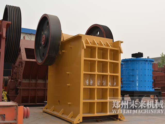 顎式破碎機(jī)     單機(jī)展示